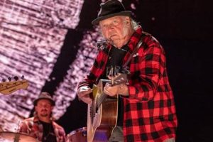 Neil Young's Guitar Strap: Unlocking the Secrets of an Iconic Symbol Master the Art of Playing Guitar and Play Like a Pro Neil Young's Guitar Strap: Unlocking the Secrets of an Iconic Symbol - Master the Art of Playing Guitar and Play Like a Pro